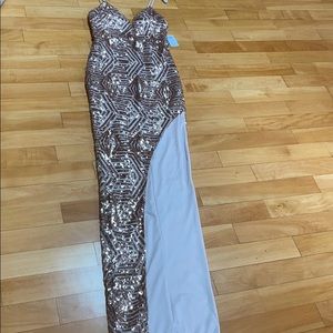 Long  gold rose Body-con party dress .